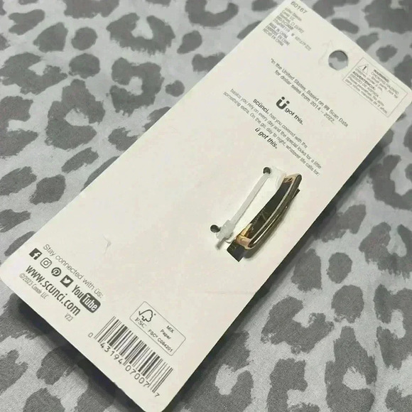 Scünci Bundle - Picture 3 of 5